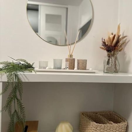 Studio Charmant Et Cosy Apartment Rueil-Malmaison Ngoại thất bức ảnh